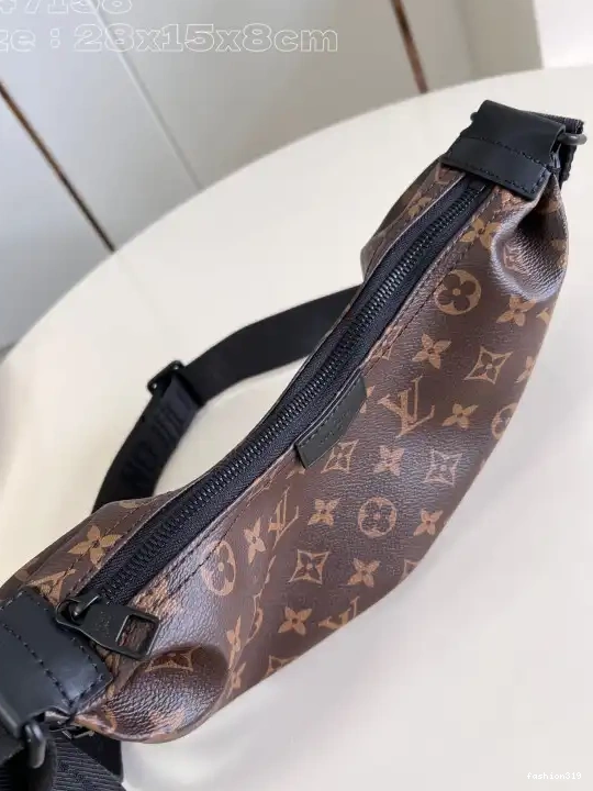 Bag Hamac VUITTON LOUIS PM-28.5*15*8CM 0328